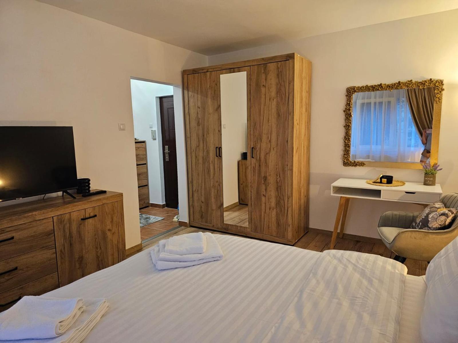 Saturn Studio Brašov Exteriér fotografie
